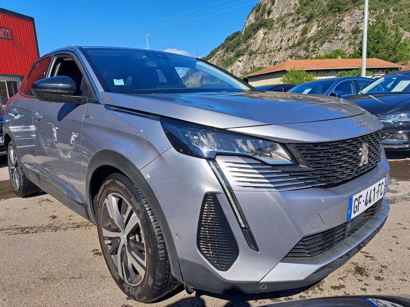 PEUGEOT 3008 II SUV 2022