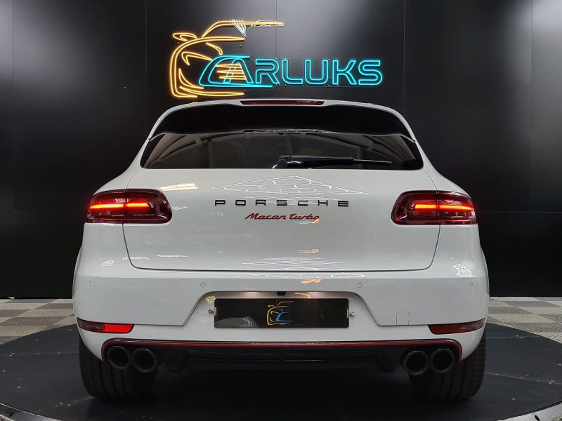 PORSCHE MACAN TURBO 3.6 V6 440cv Exclusive Performance 4X4 Boîte Auto PDK