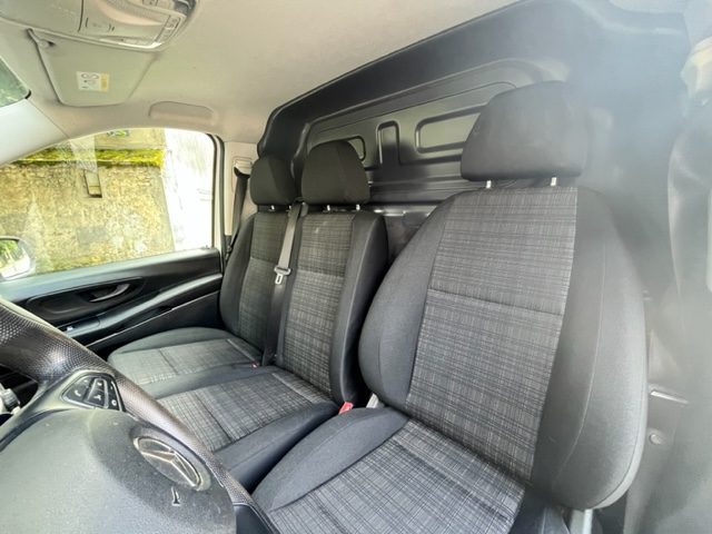 MERCEDES VITO Fourgon 2019 4x4 / 14000 ht /1ere main / 4matic