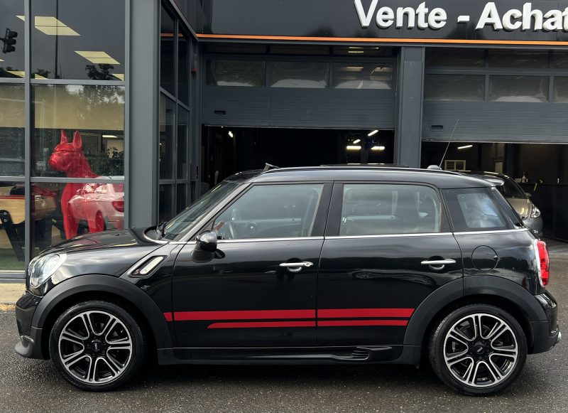 MINI COUNTRYMAN SD PHASE 2 LCI Pack JOHN COOPER WORKS 2.0 143 Cv BVA GPS TOIT OUVRANT Garantie 1 an