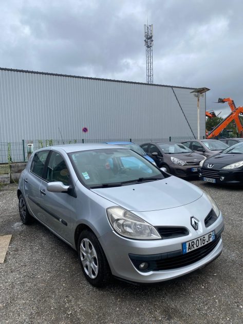 RENAULT CLIO  2006