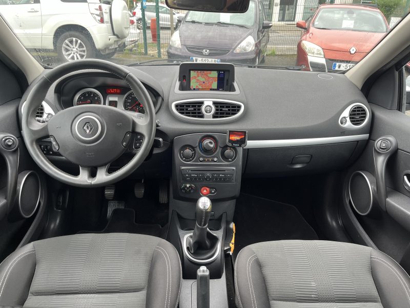 RENAULT CLIO III ESTATE 1.2 TCe 100CV DYNAMIQUE