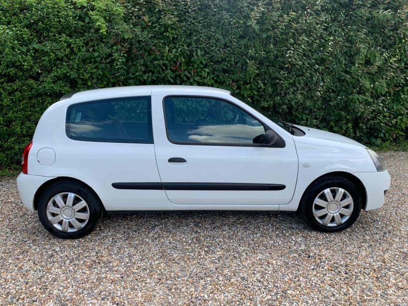 RENAULT CLIO II 2007 1.2 58cv