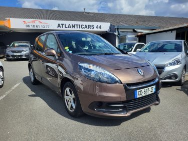 RENAULT SCENIC III 2012