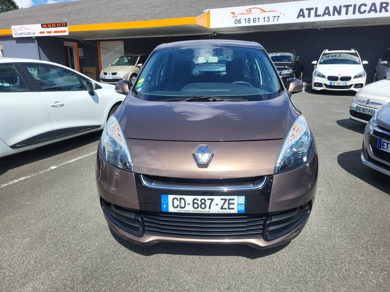 RENAULT SCENIC III 2012