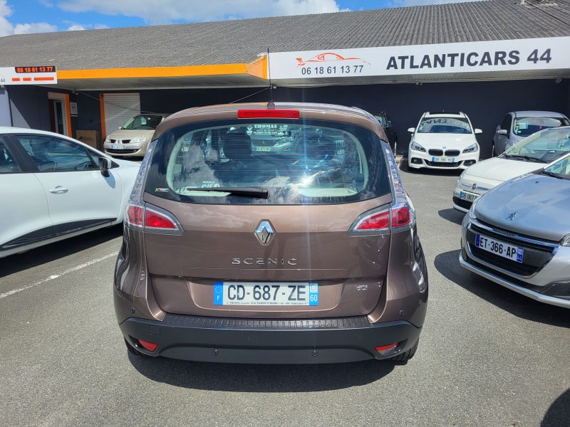 RENAULT SCENIC III 2012