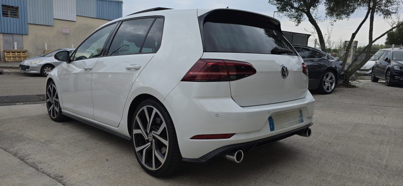 VOLKSWAGEN GOLF VII 2017