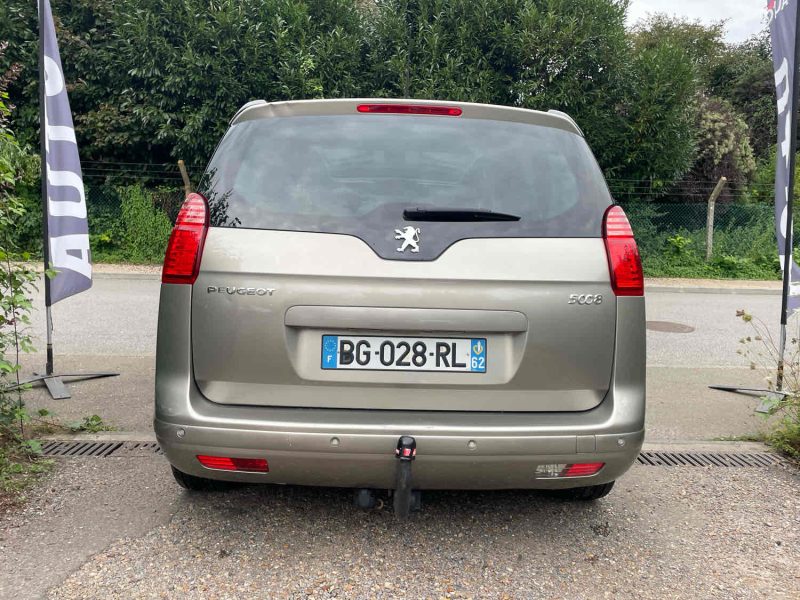 PEUGEOT 5008 2.0HDI 163CV