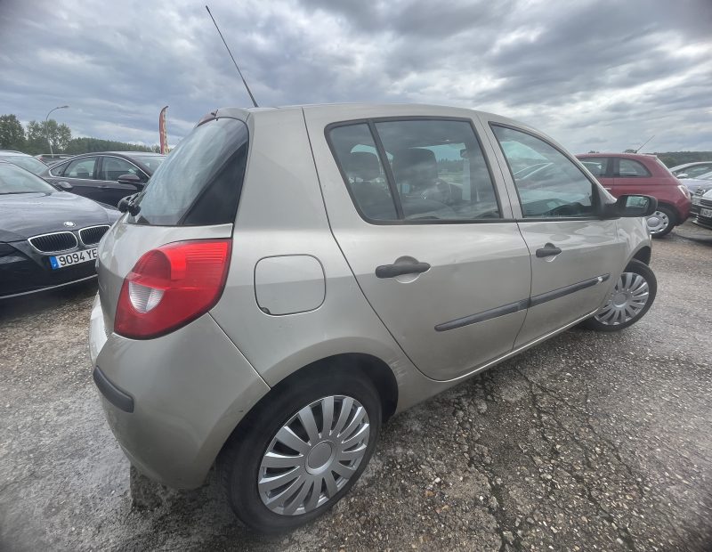 RENAULT CLIO III 2006