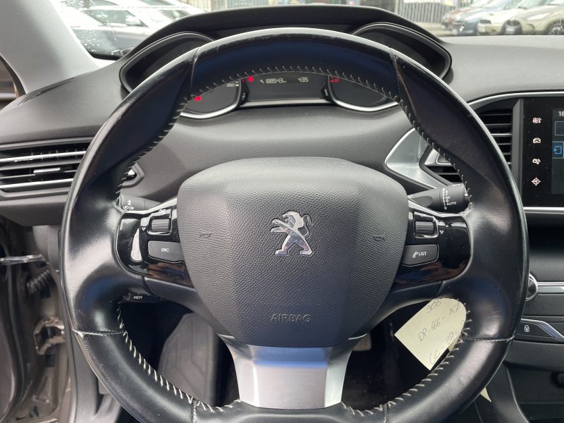 PEUGEOT 308 SW II 2015