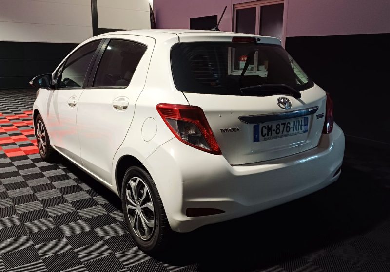 TOYOTA YARIS 2012