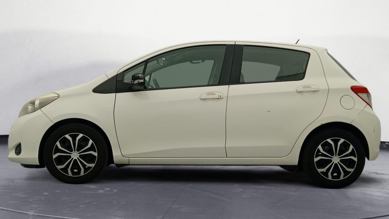 TOYOTA YARIS 2012