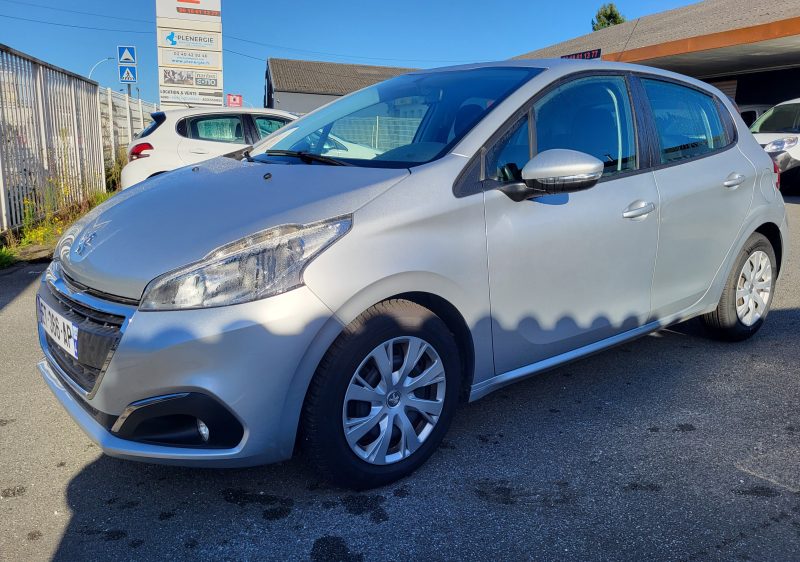 PEUGEOT 208 2017