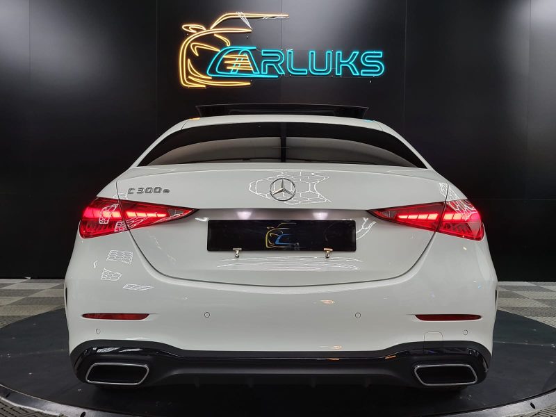 MERCEDES-BENZ CLASSE C 300e Hybrid EQ Power 313cv AMG Line Boîte Auto 9G-Tronic