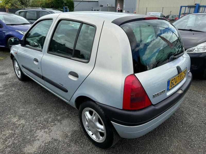 RENAULT CLIO II1.4 16V 98cv 