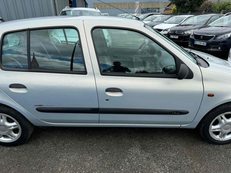 RENAULT CLIO II1.4 16V 98cv 