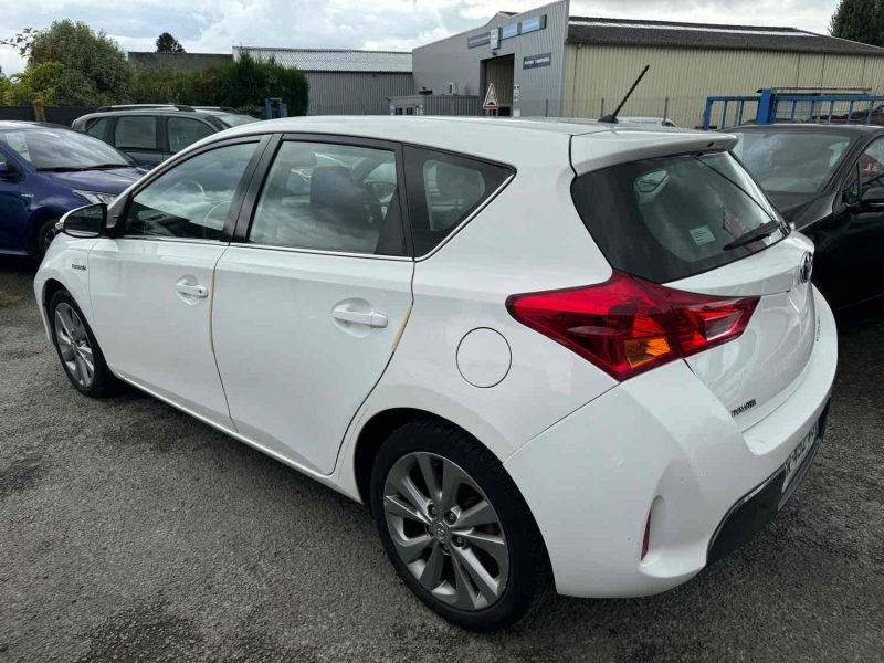 TOYOTA AURIS 1.8 Hybrid 136cv