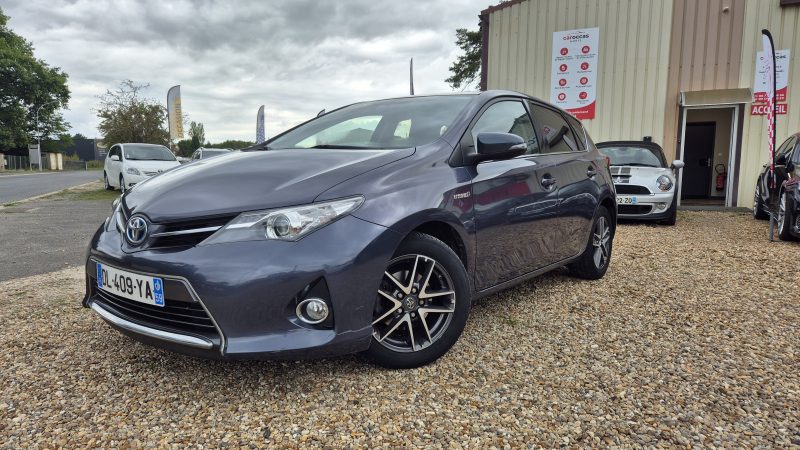 TOYOTA AURIS 2014