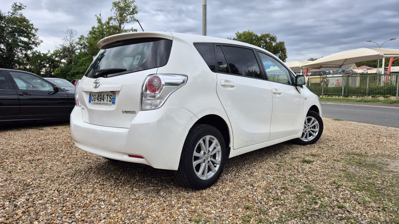 TOYOTA VERSO 2012