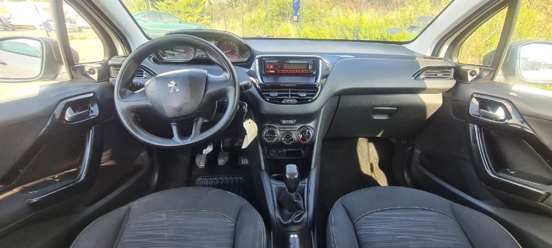 PEUGEOT 208 I 2015