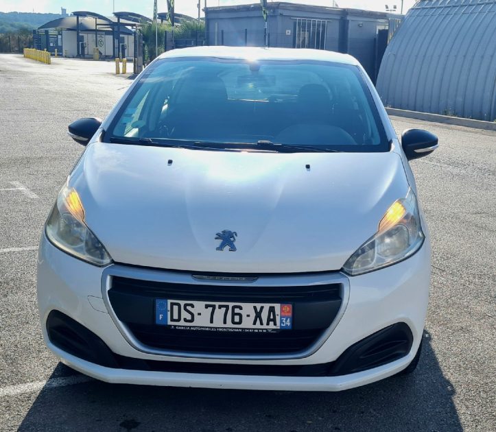 PEUGEOT 208 I 2015