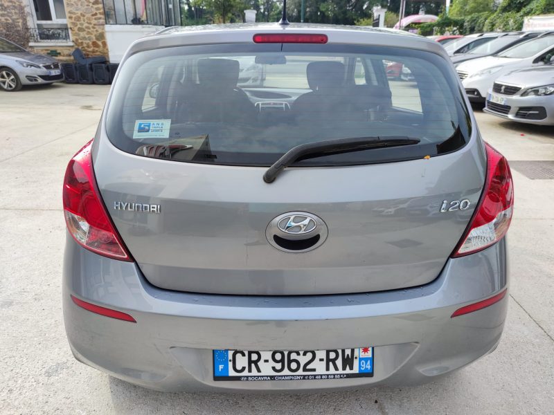 HYUNDAI i20 I 2013