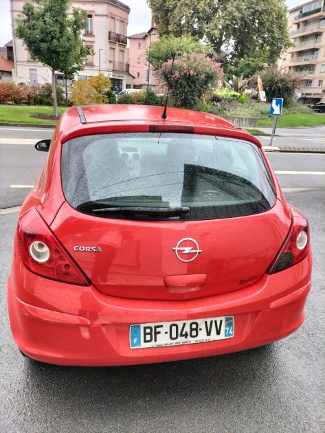 OPEL CORSA D 2011