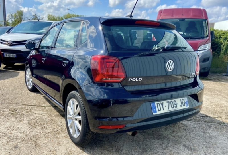 VOLKSWAGEN POLO V 2015