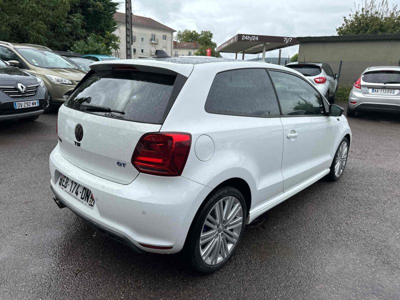 VOLKSWAGEN POLO V 2016