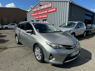 TOYOTA AURIS Break 2.0 D-4D 124ch