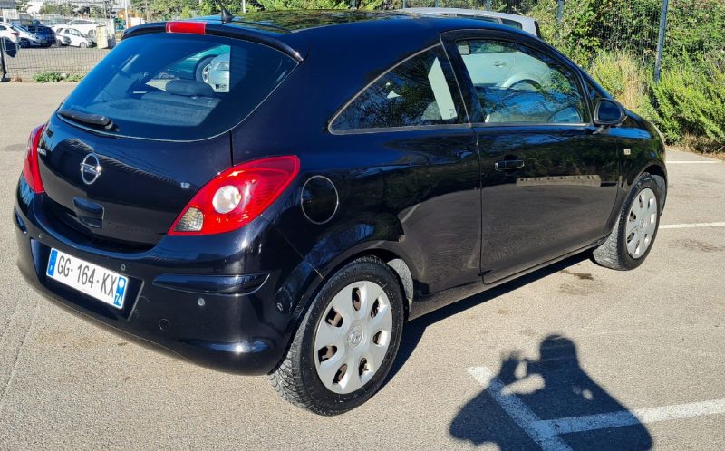 OPEL CORSA D 2008