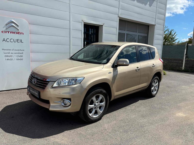 TOYOTA RAV 4 III 2011