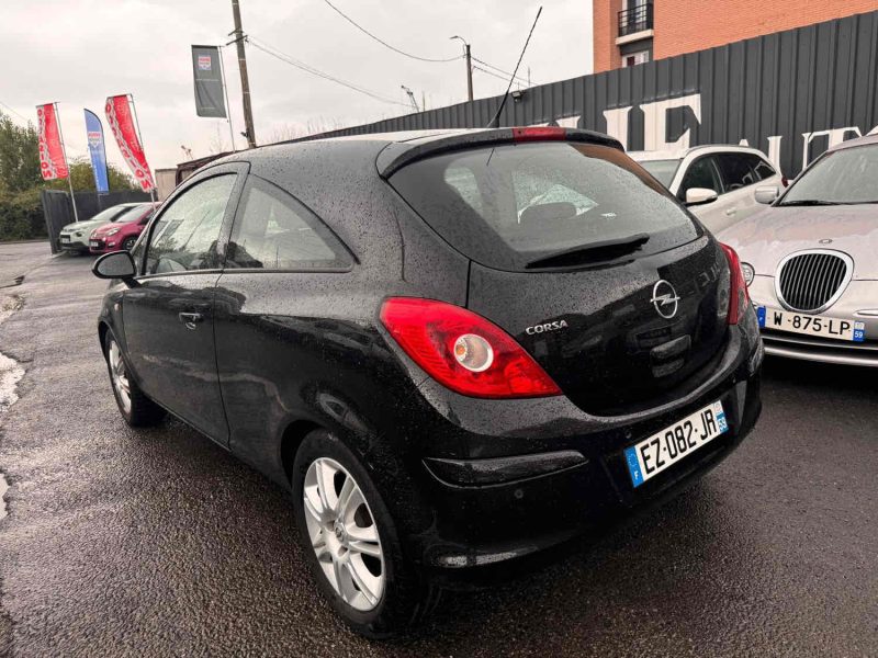 OPEL CORSA D 2008