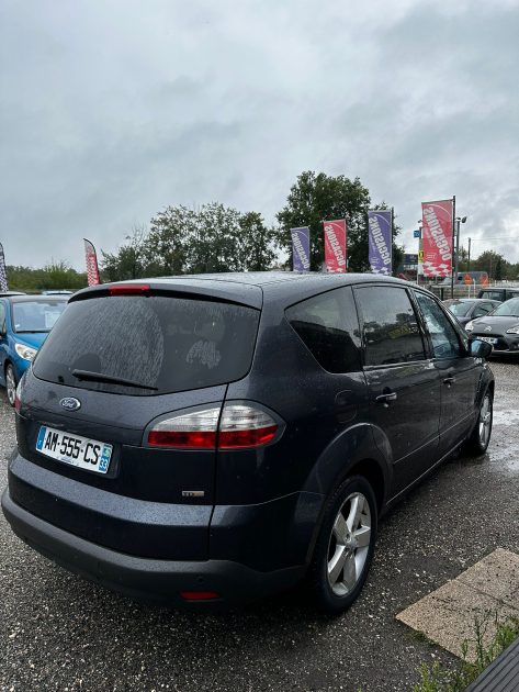 FORD S-MAX DISTRIBUTION NEUVE 2010