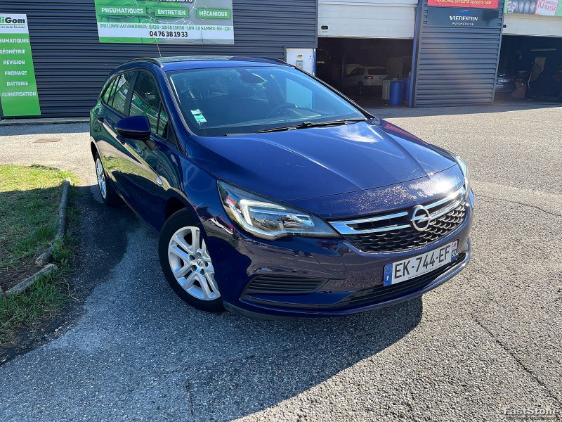 OPEL ASTRA K Sports Tourer 2017