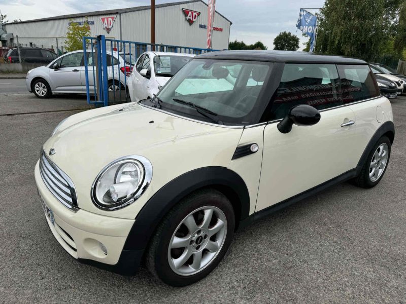 MINI COOPER 1.6D 110CH