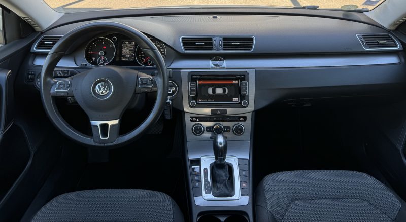 VOLKSWAGEN PASSAT 2.0 TDI 140 Confortline