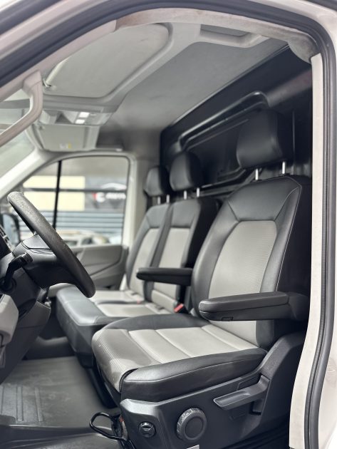 VOLKSWAGEN CRAFTER Camionnette 2019