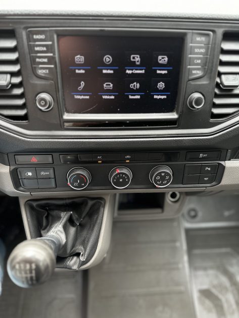 VOLKSWAGEN CRAFTER Camionnette 2019