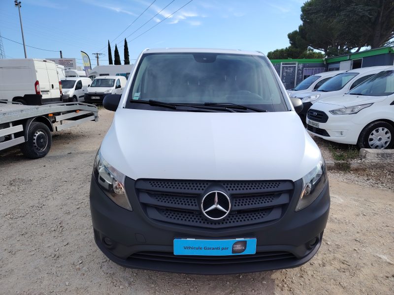 MERCEDES VITO Fourgon 2019