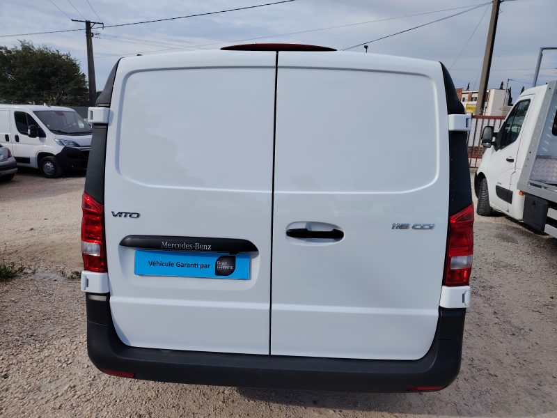 MERCEDES VITO Fourgon 2019