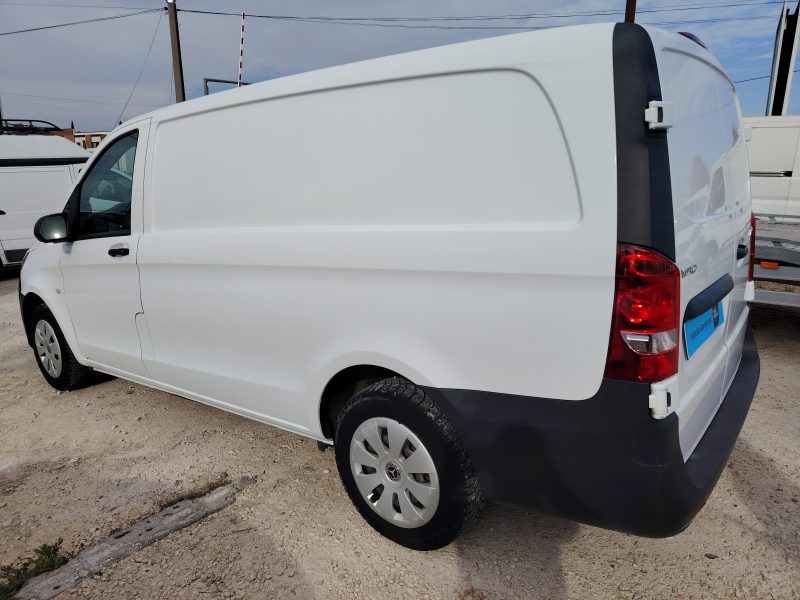 MERCEDES VITO Fourgon 2019