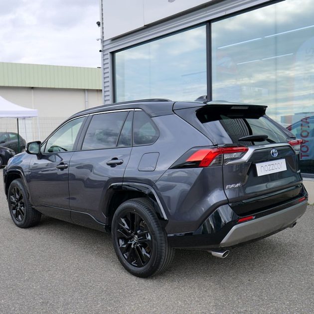 TOYOTA RAV4 HYBRID 2WD 2024 BLACK EDITION 0KM TVA RECUP