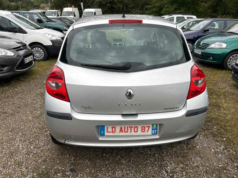 RENAULT CLIO III 2005