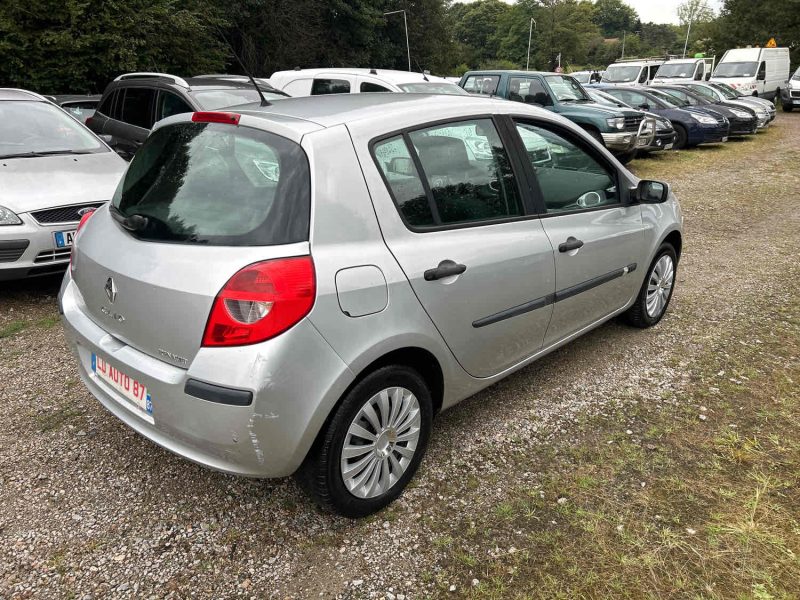 RENAULT CLIO III 2005