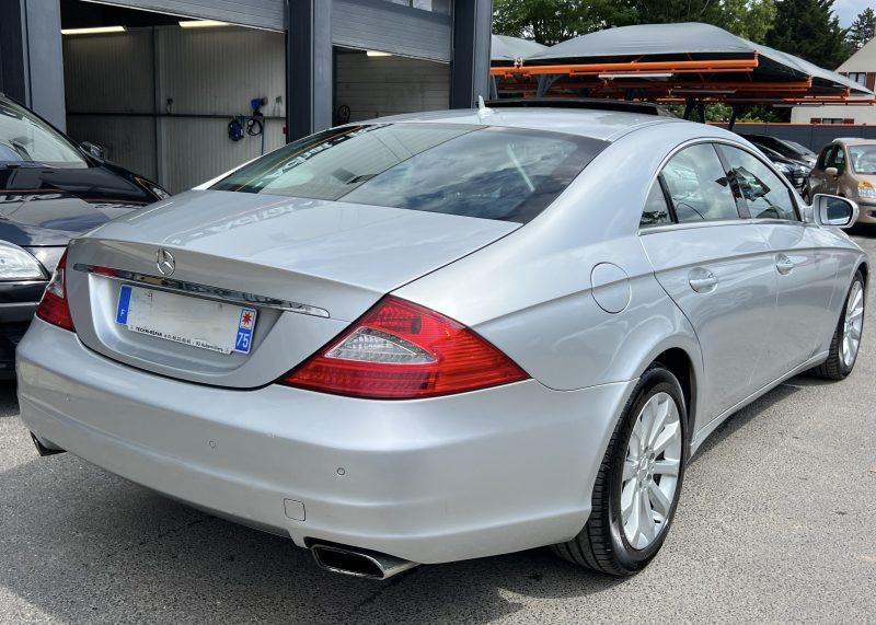 MERCEDES-BENZ CLASSE CLS 320 CDI 3.0 V6 224 Cv BVA7 TOIT OUVRANT CUIR GPS BLUETOOTH - GARANTIE 1 AN