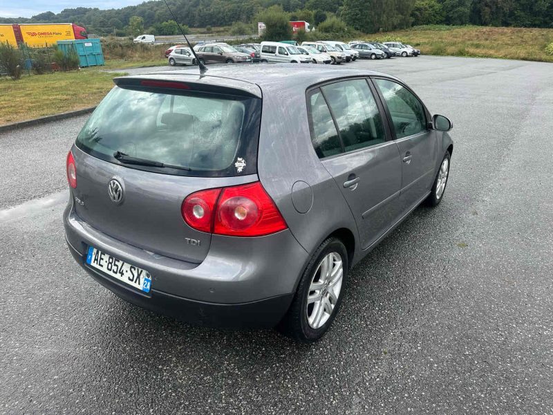 VOLKSWAGEN GOLF V 2008