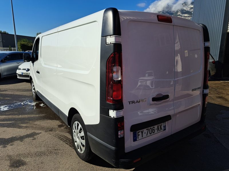 RENAULT TRAFIC 2021