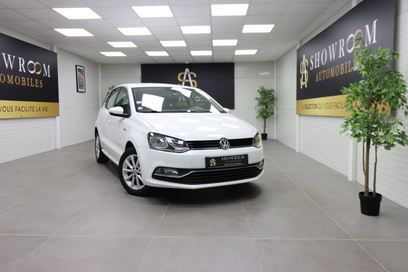 VOLKSWAGEN POLO V 2015