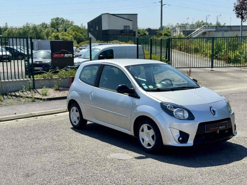 Renault Twingo II 1.2 16v 75 Dynamique